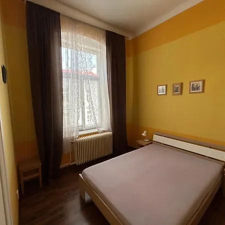 Schloss Ambras * Mariánské Lázně